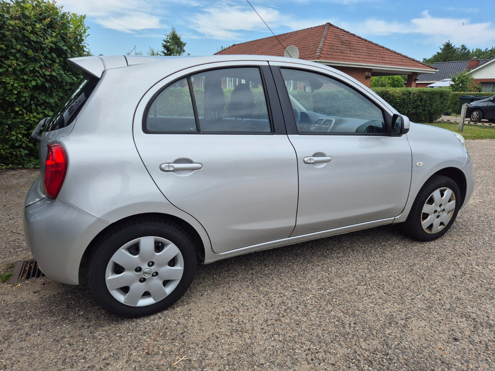 Grøn Nissan Micra fra 2017