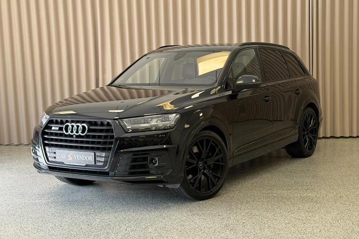 Sort Audi SQ7 fra 2018 set udefra