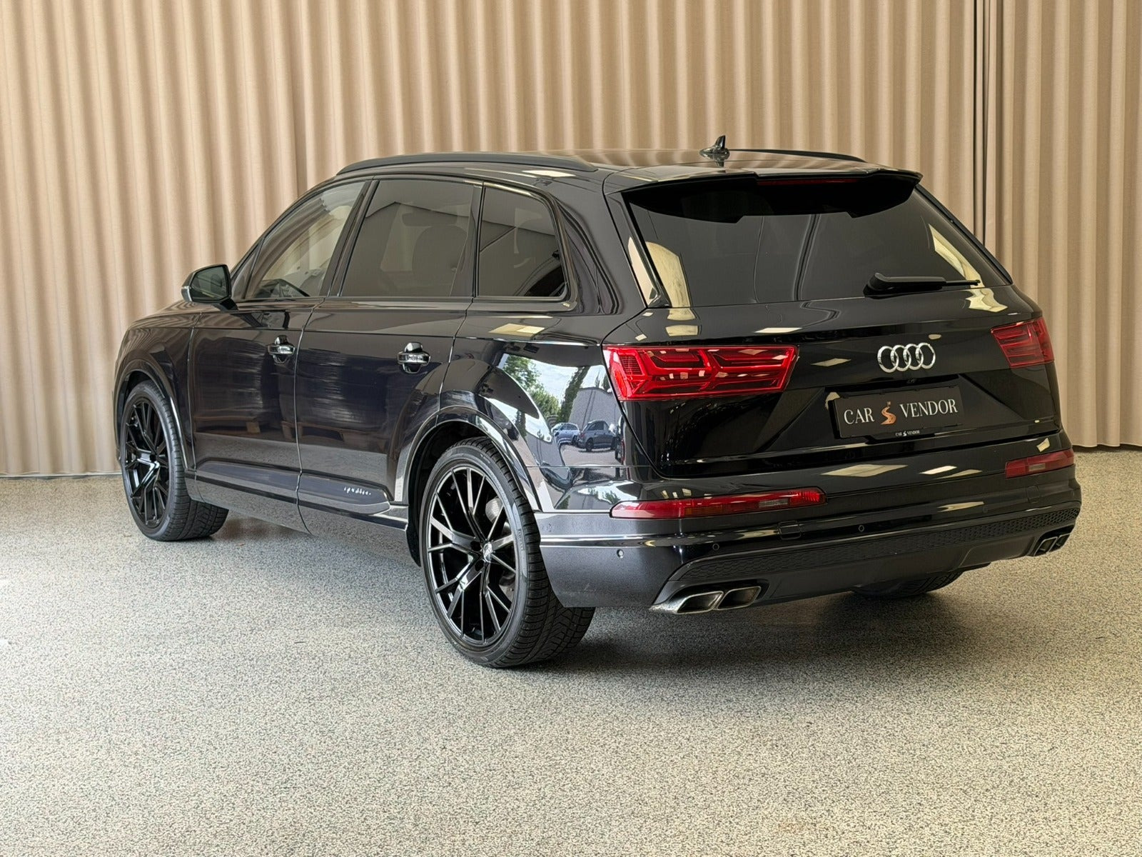 Sort Audi SQ7 fra 2018