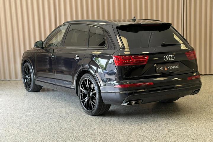Sort Audi SQ7 fra 2018