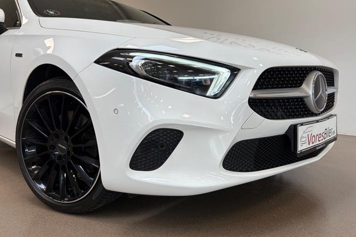 Hvid Mercedes A250 e fra 2020