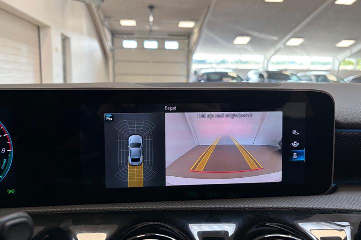 Hvid Mercedes A250 e fra 2020