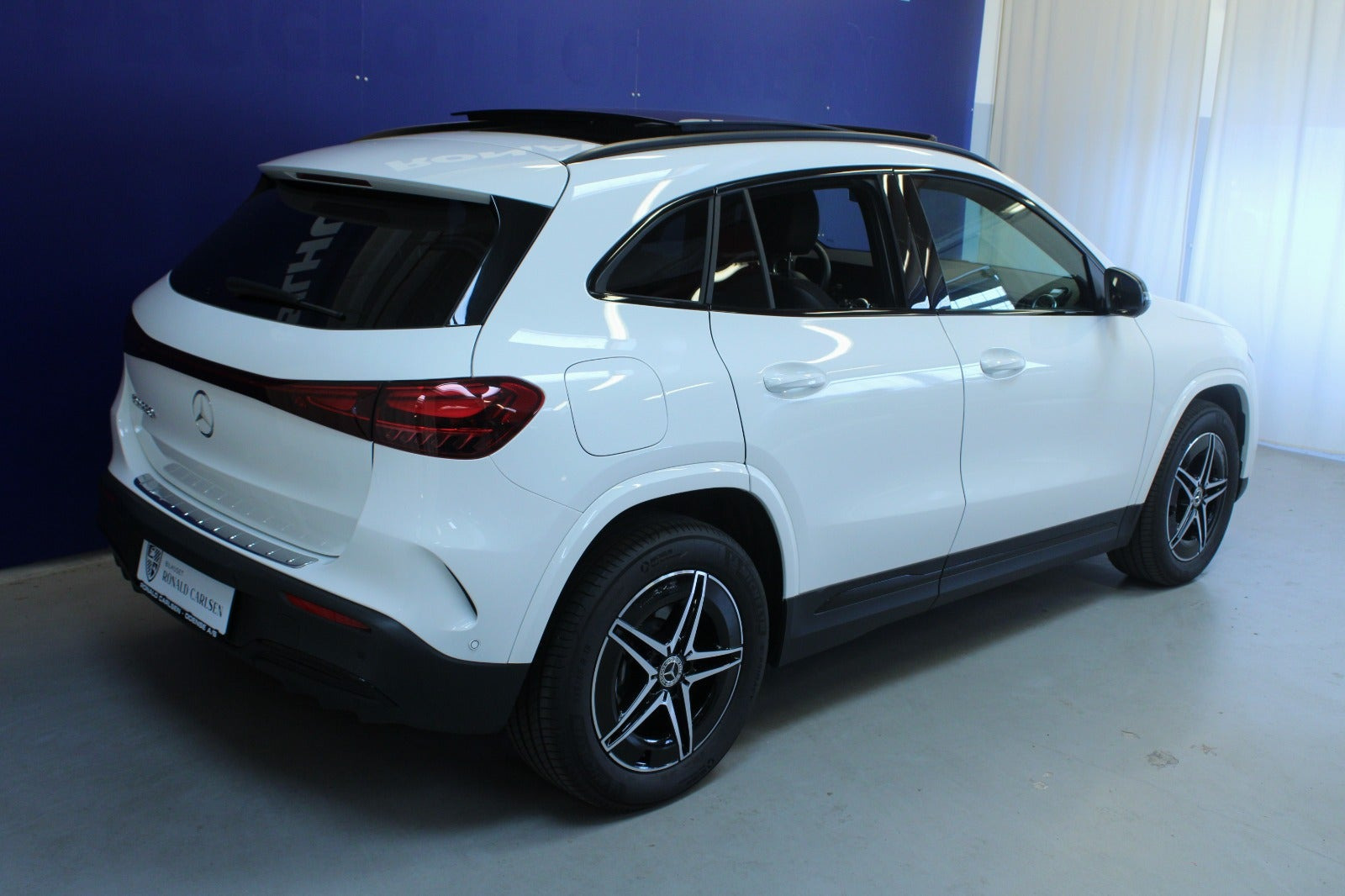 Hvid Mercedes EQA250+ fra 2025