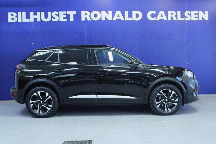 Sort Peugeot e-2008 fra 2021
