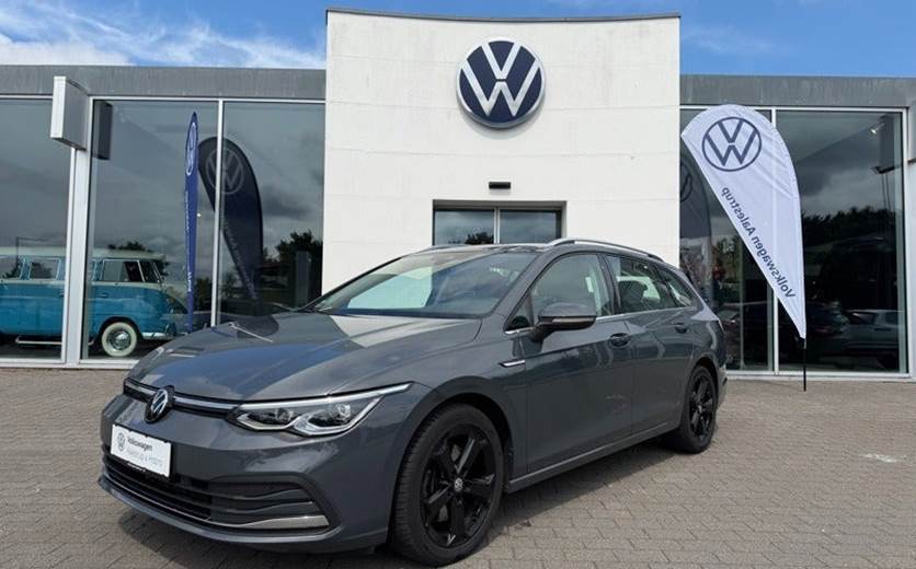 VW Golf VIII 2,0 TDi 150 Style Variant DSG