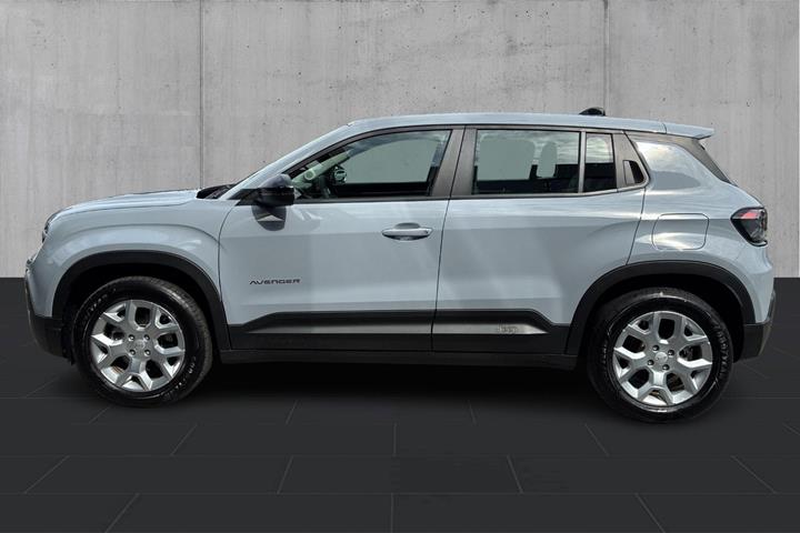 Grå Jeep Avenger fra 2025