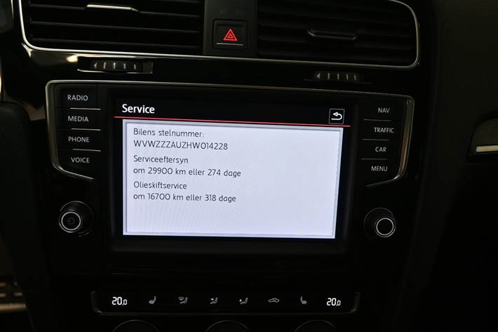 Hvid VW Golf VII fra 2017