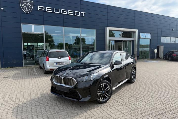Sort BMW iX2 fra 2025