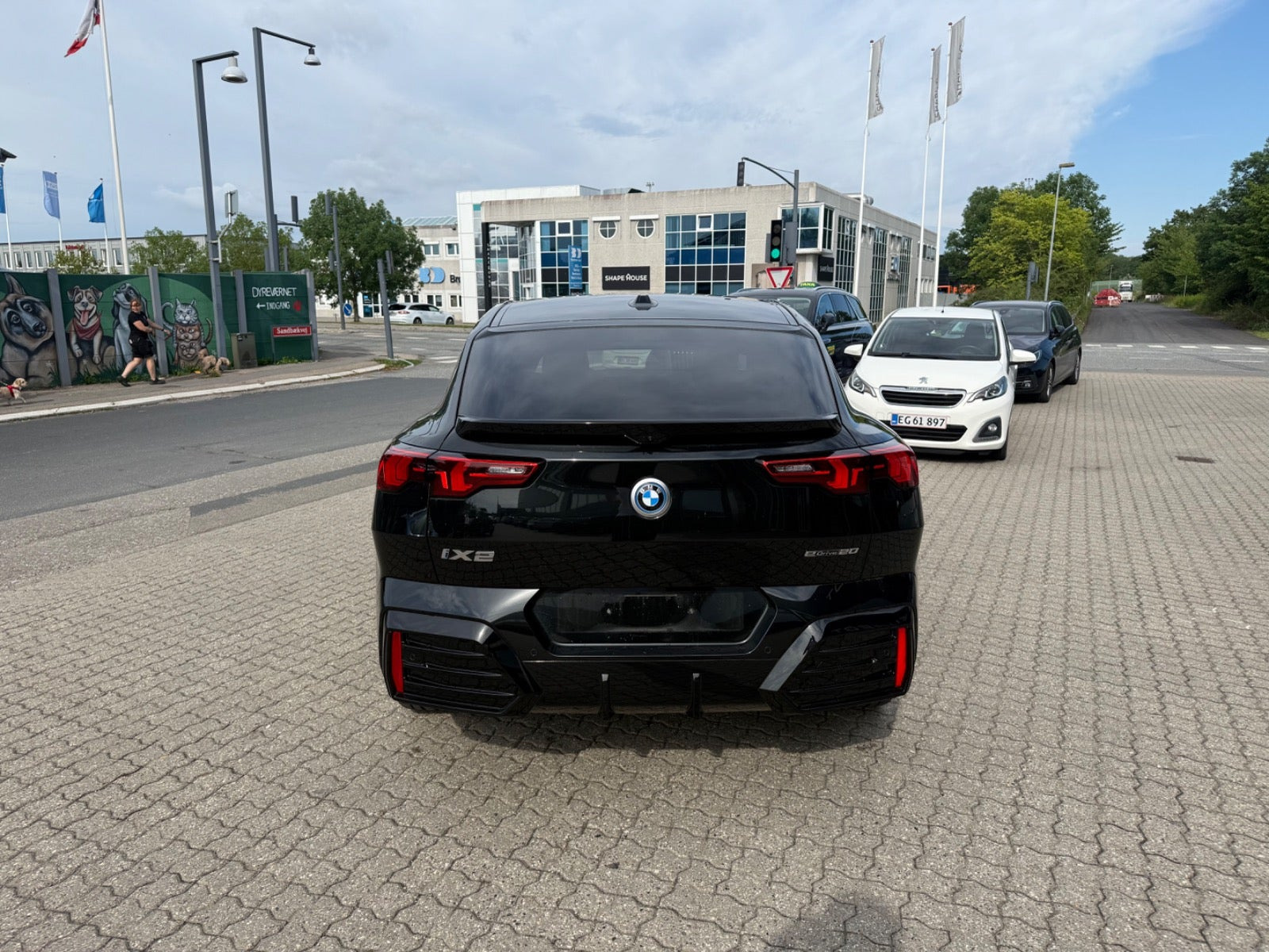 Sort BMW iX2 fra 2025