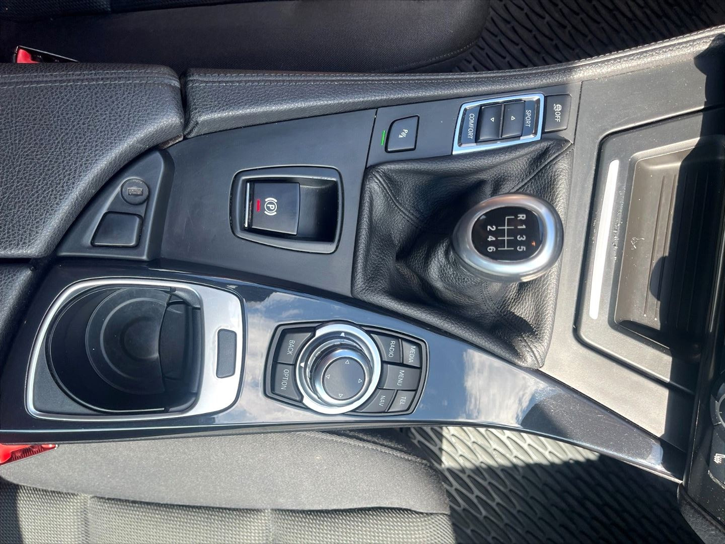 Sort BMW 520i fra 2013