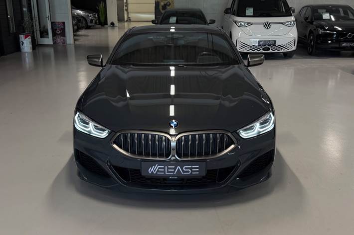 Sort BMW M850i fra 2019