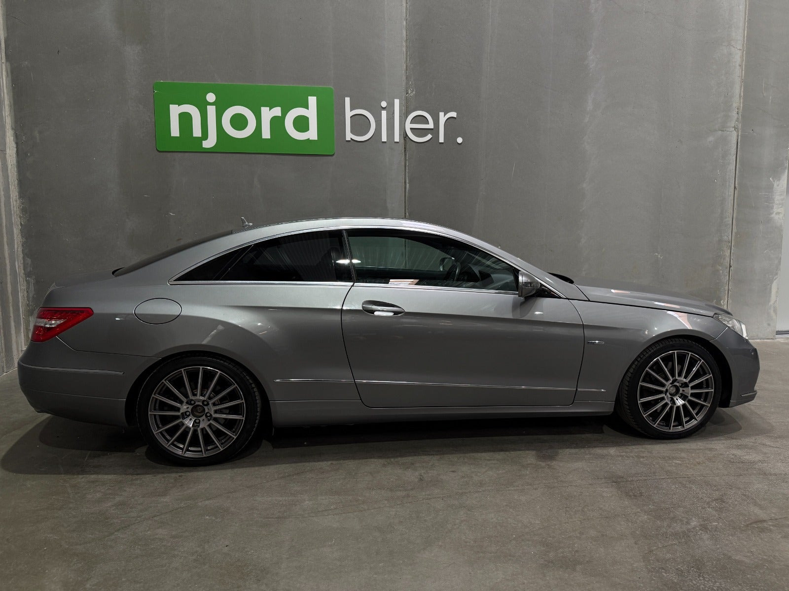 undefined Mercedes E350 fra 2009