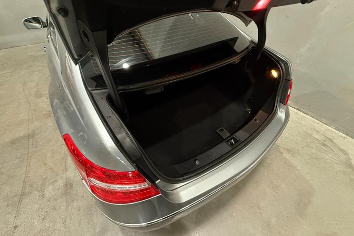 undefined Mercedes E350 fra 2009