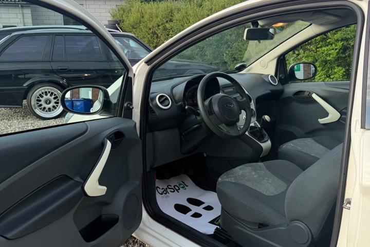 undefined Ford Ka fra 2014