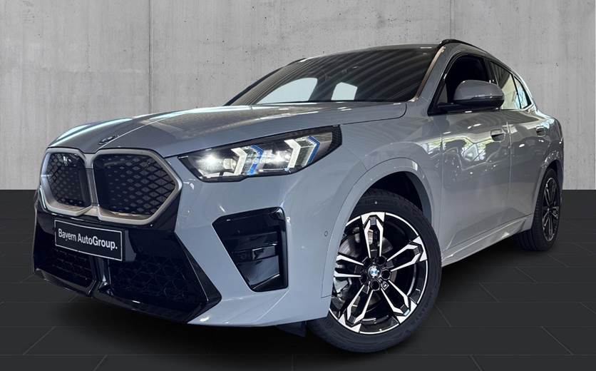 BMW iX2 xDrive30 M-Sport