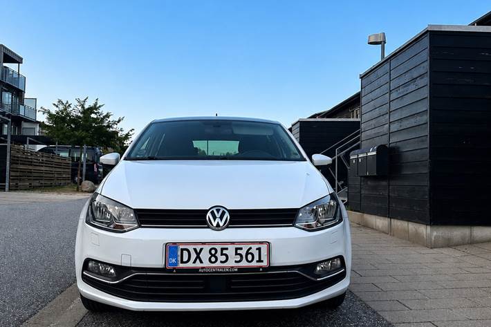 Hvid VW Polo fra 2017