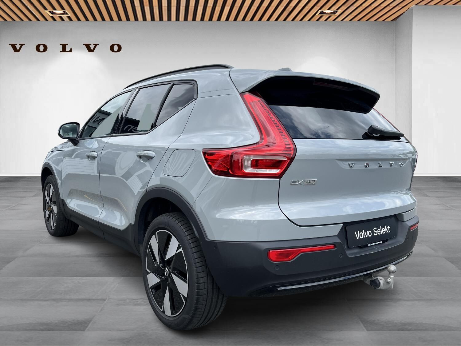 Grå Volvo EX40 fra 2024