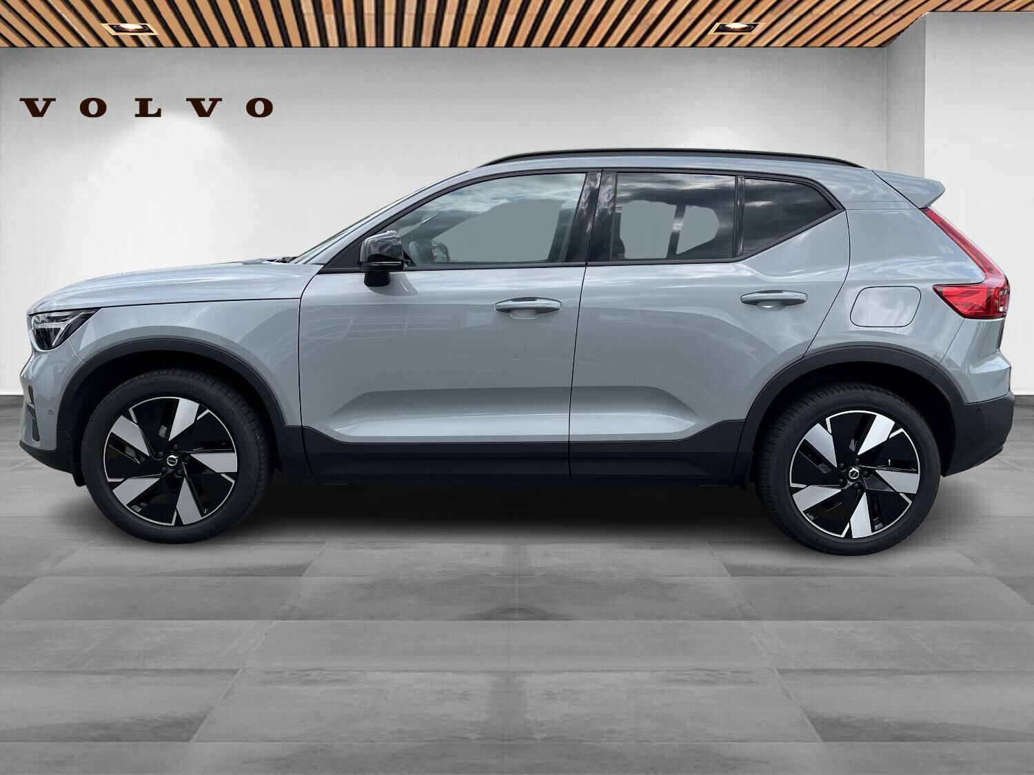 Grå Volvo EX40 fra 2024