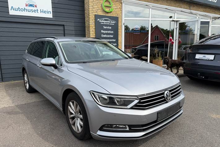 Sølv VW Passat fra 2019