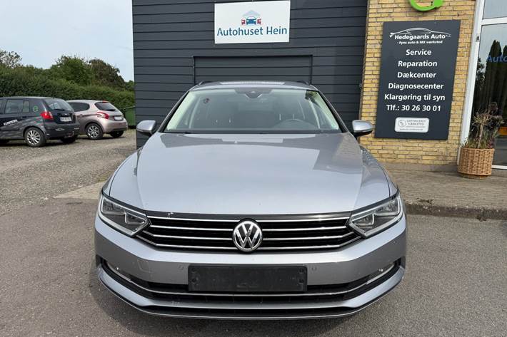 Sølv VW Passat fra 2019