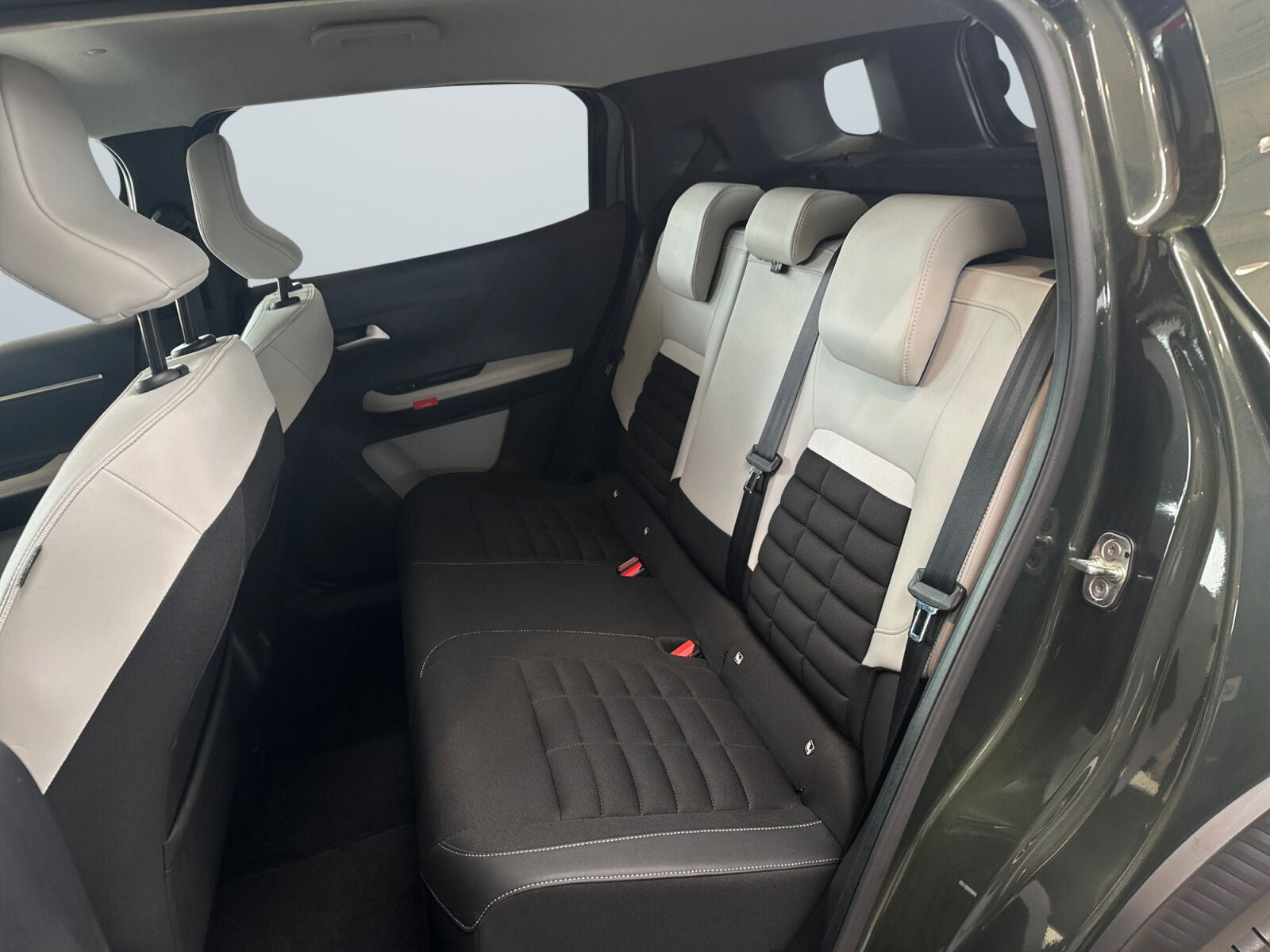 Grøn Citroën e-C3 Aircross fra 2025