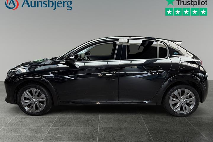 Sort Peugeot e-208 fra 2023