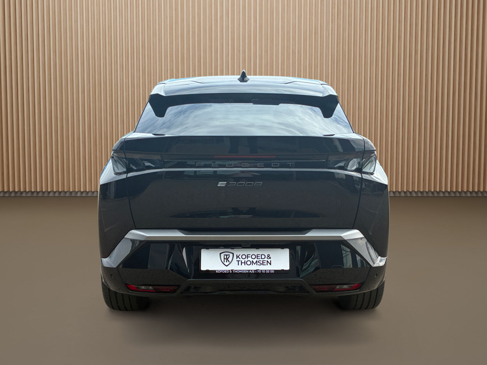 Sort Peugeot e-3008 fra 2025