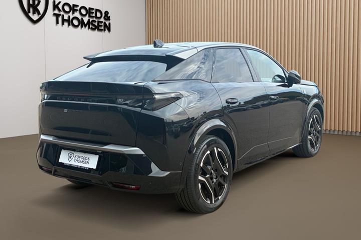 Sort Peugeot e-3008 fra 2025