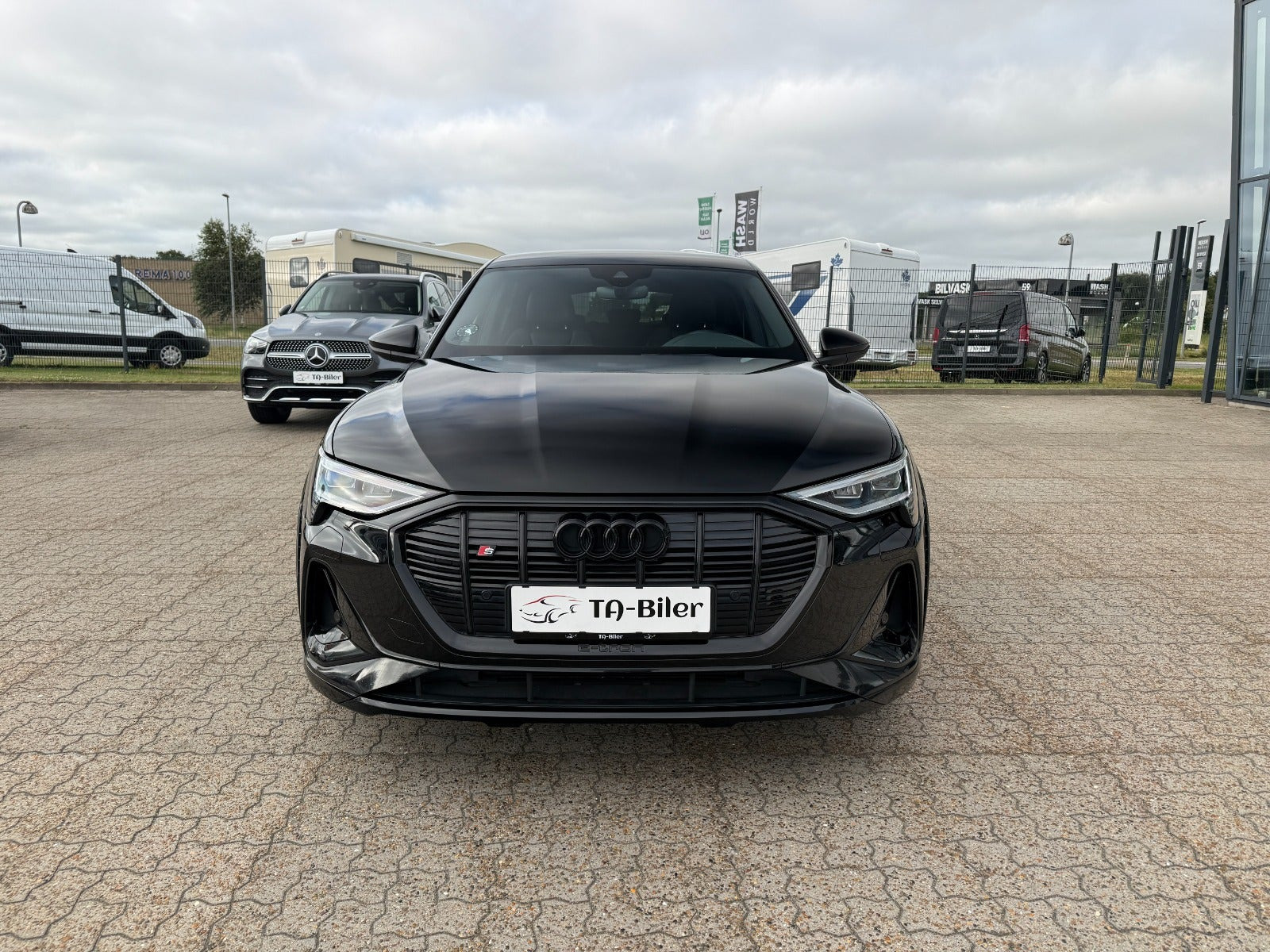 Sort Audi e-tron S fra 2022