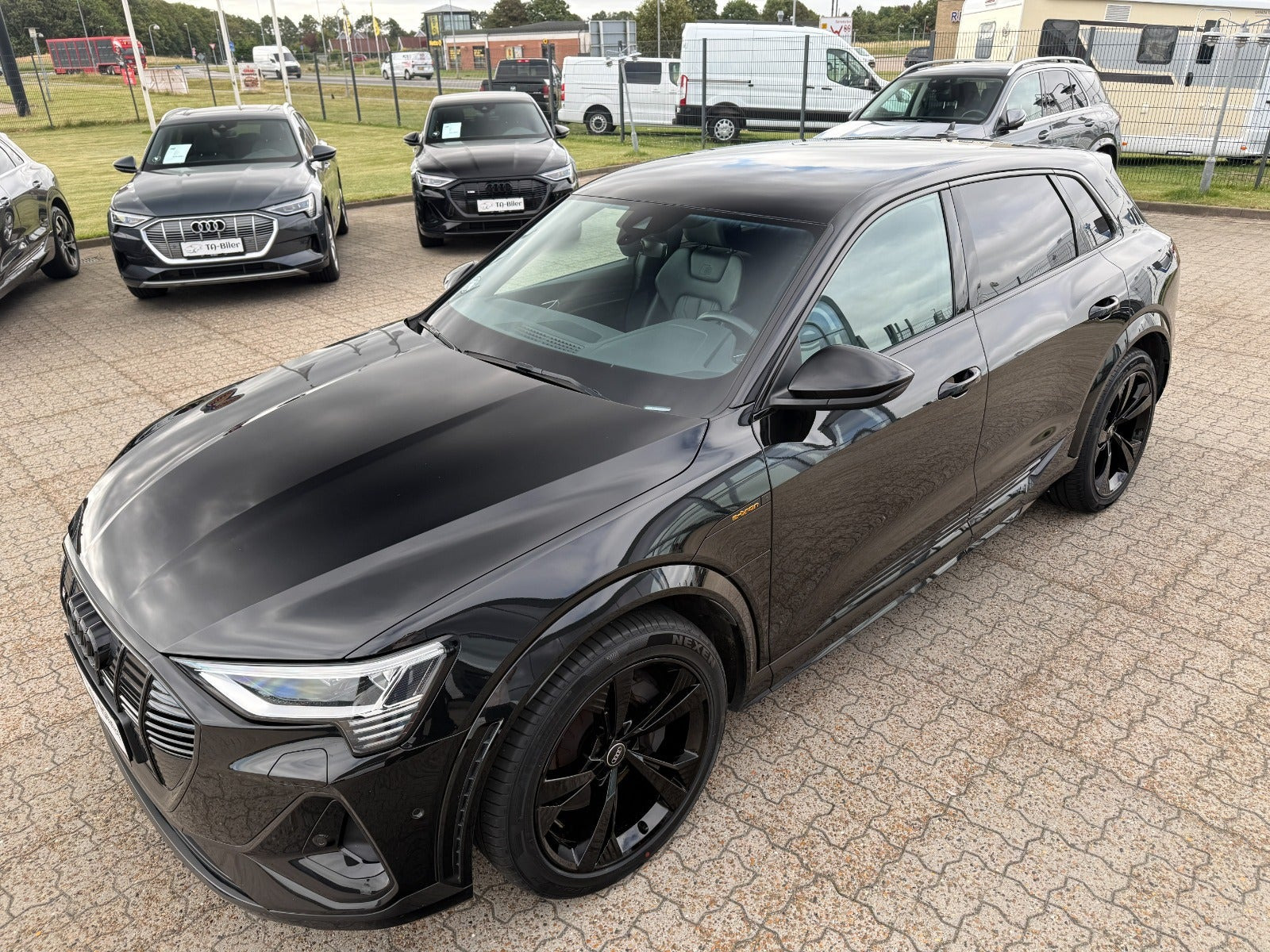 Sort Audi e-tron S fra 2022
