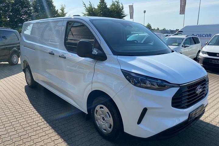Hvid Ford Transit Custom 320 L2 fra 2025