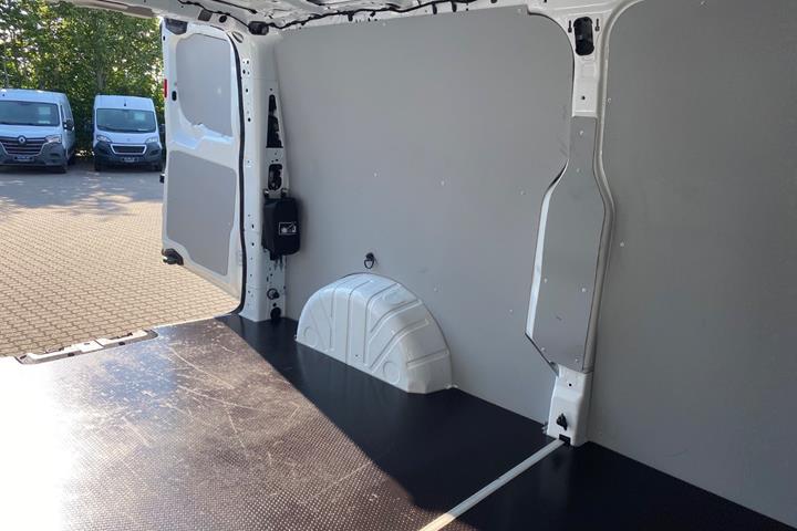 Hvid Ford Transit Custom 320 L2 fra 2025