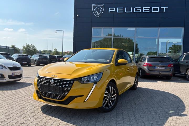 Gul Peugeot 208 fra 2021 set udefra
