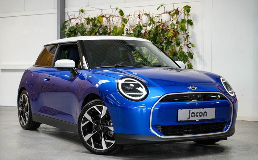 Mini Cooper SE Favoured Trim XL