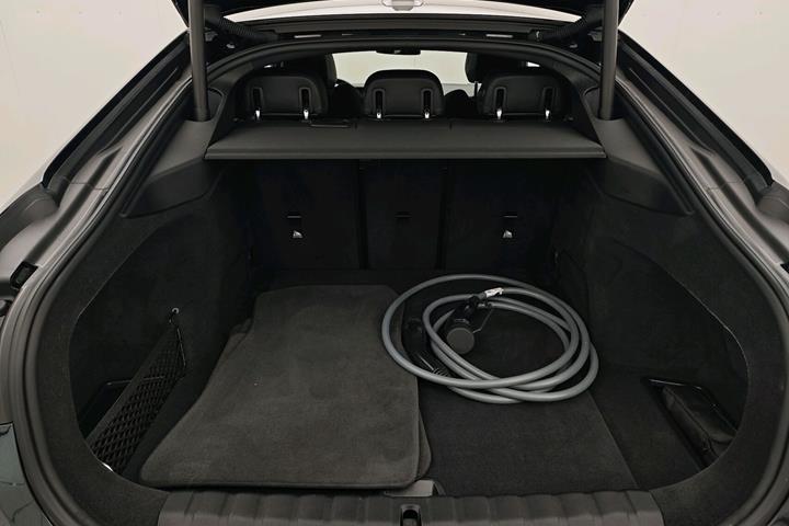 Sort BMW i4 fra 2023
