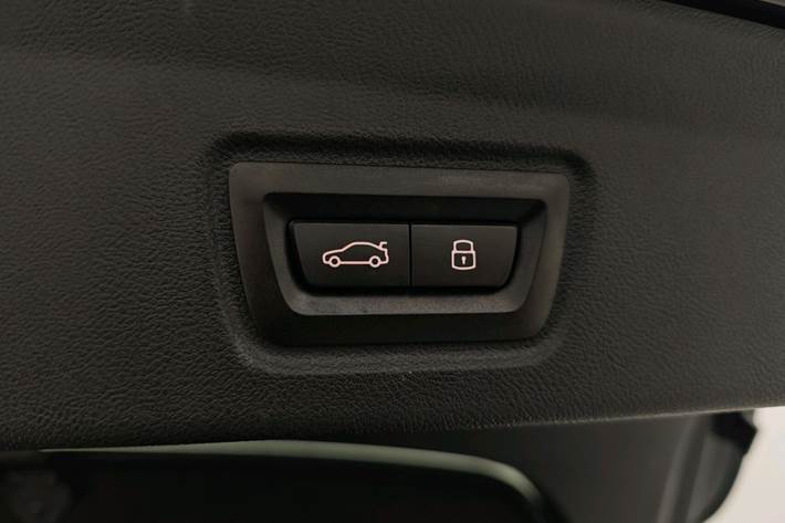 Sort BMW i4 fra 2023