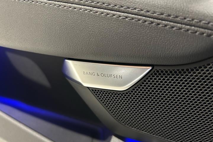 Grå Audi e-tron GT fra 2023