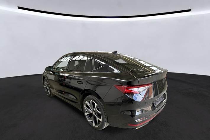 Sort Skoda Enyaq fra 2024
