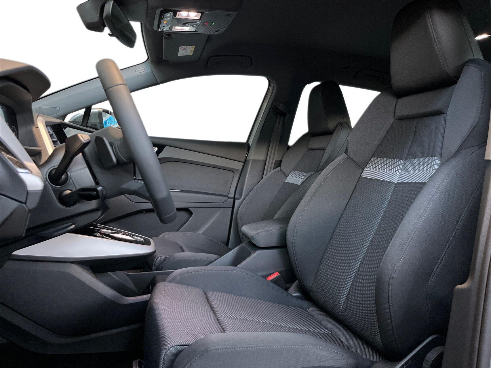 Grå Audi Q4 fra 2026