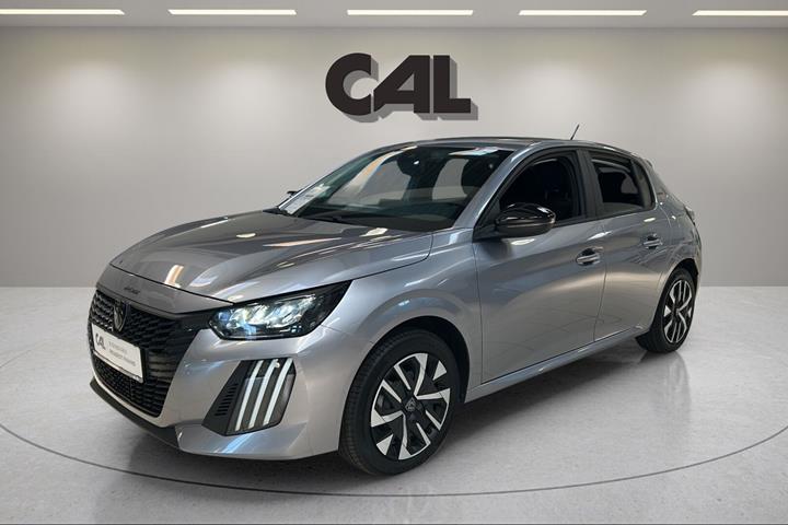 Grå Peugeot e-208 fra 2025 set udefra