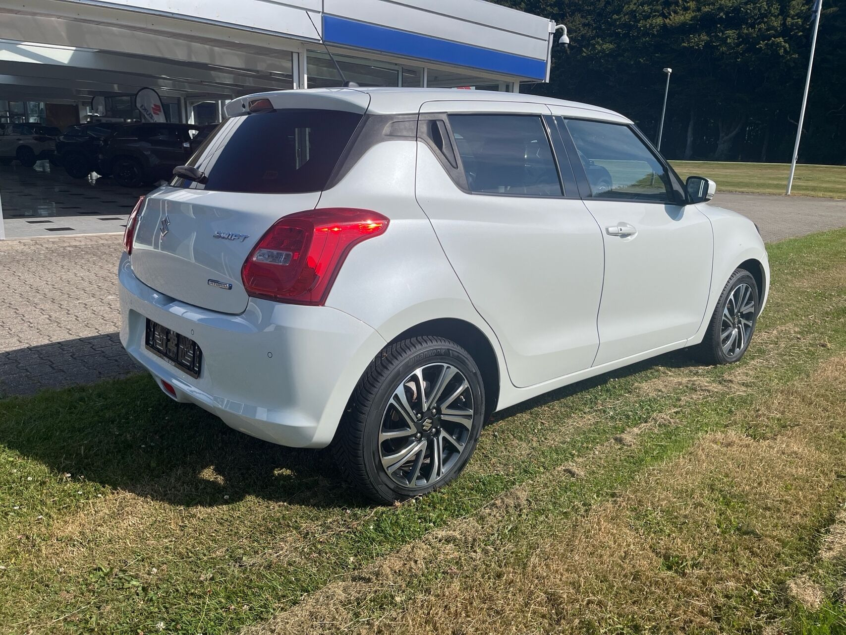 Hvid Suzuki Swift fra 2021