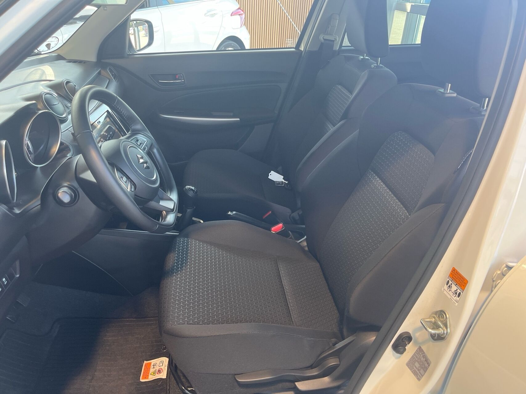 Hvid Suzuki Swift fra 2021