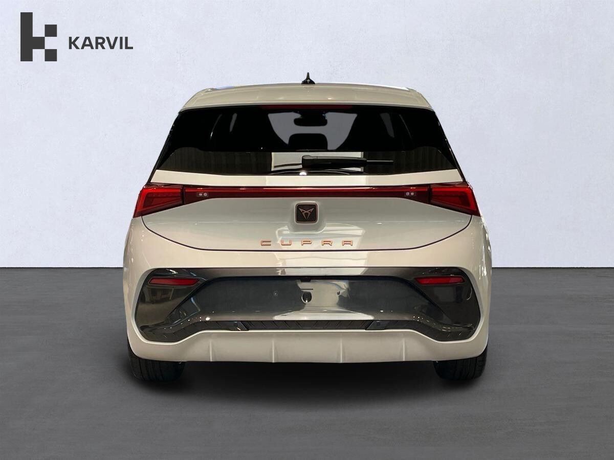 Hvid Cupra Born fra 2023
