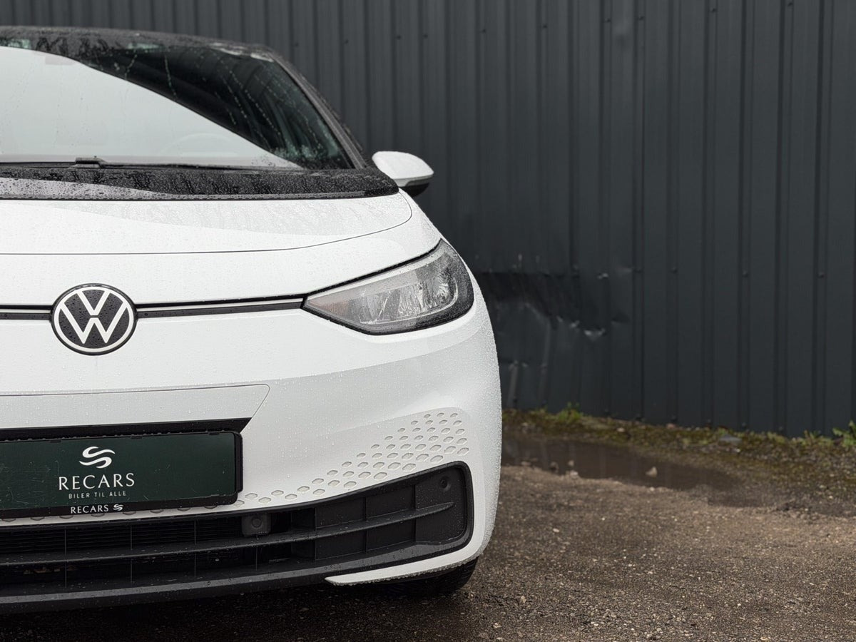 Hvid VW ID.3 fra 2023