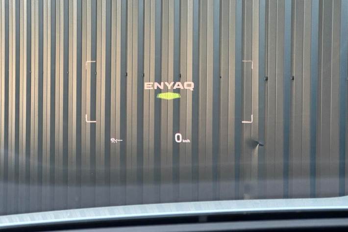 Hvid Skoda Enyaq fra 2022