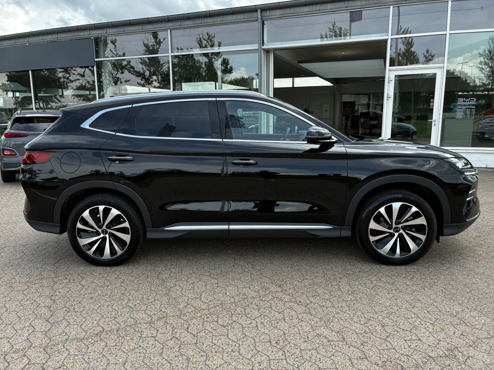 Sort BYD Seal U fra 2025