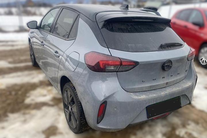 Grå Opel Corsa-e fra 2024