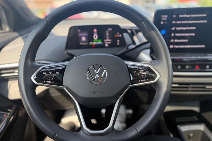 Grå VW ID.4 fra 2023