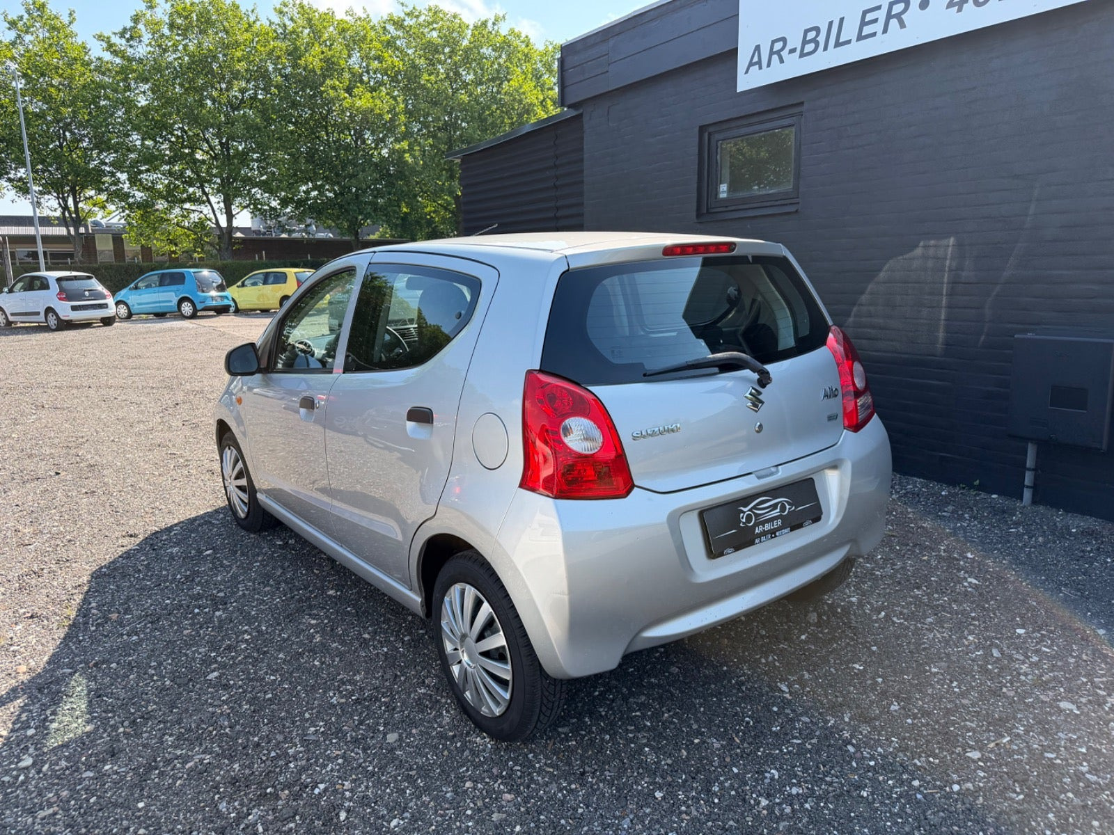 Grøn Suzuki Alto fra 2014