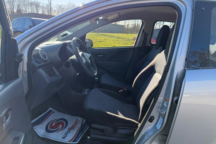 Grøn Suzuki Alto fra 2014